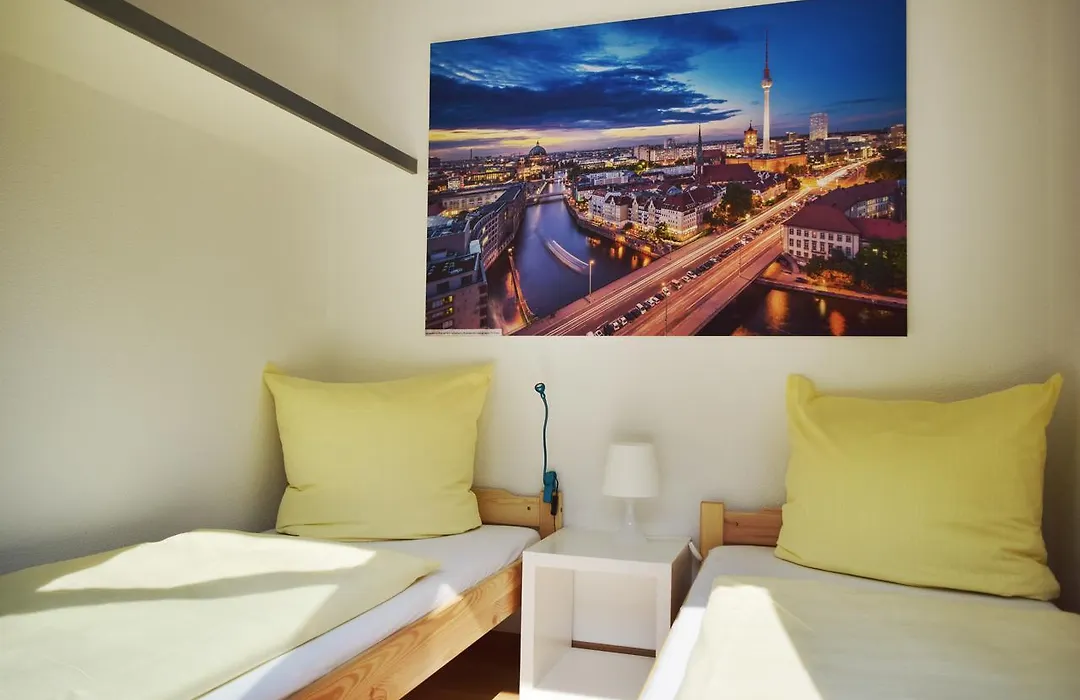 CLUB Lodges Berlin Mitte-1